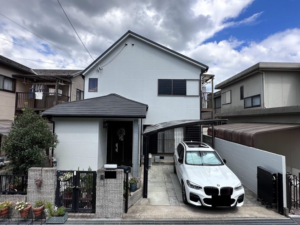 25坪外壁塗装・スーパーガルテクトでのカバー工法事例