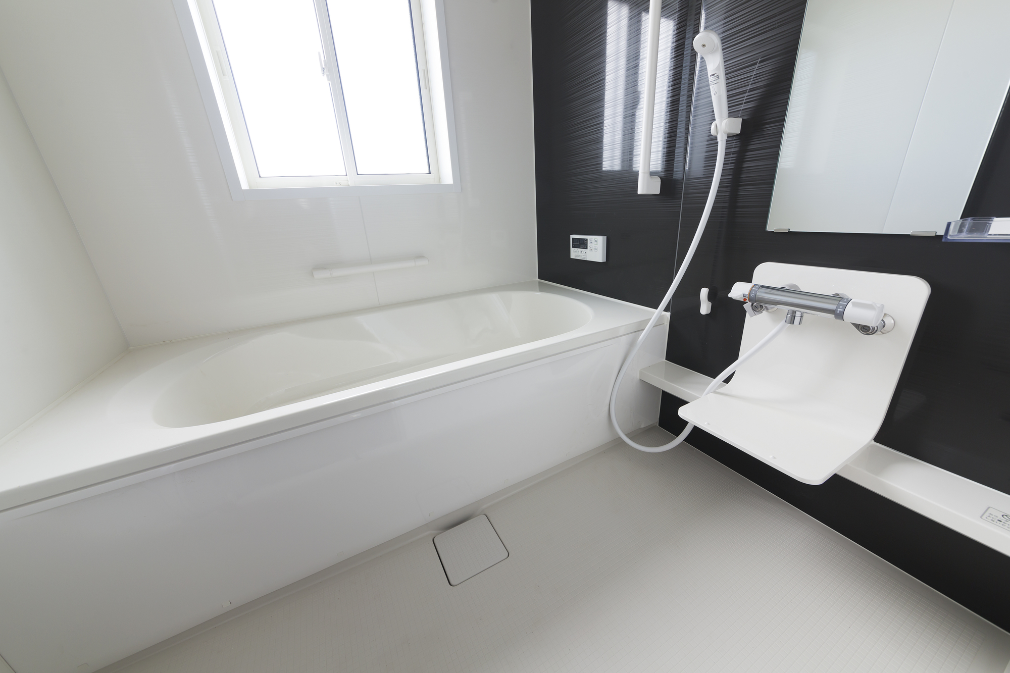 現場のプロが教える!お風呂・浴室とトイレのリフォーム費用