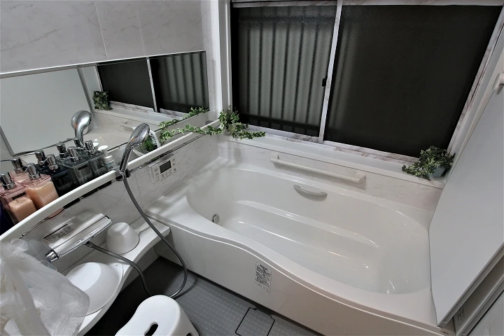 高級ホテルのようなお風呂と洗面所リフォーム事例／京都府向日市