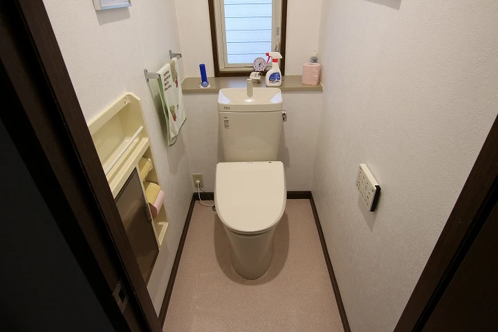 クッションフロアも張替え！格安でのトイレリフォーム／京都府亀岡市