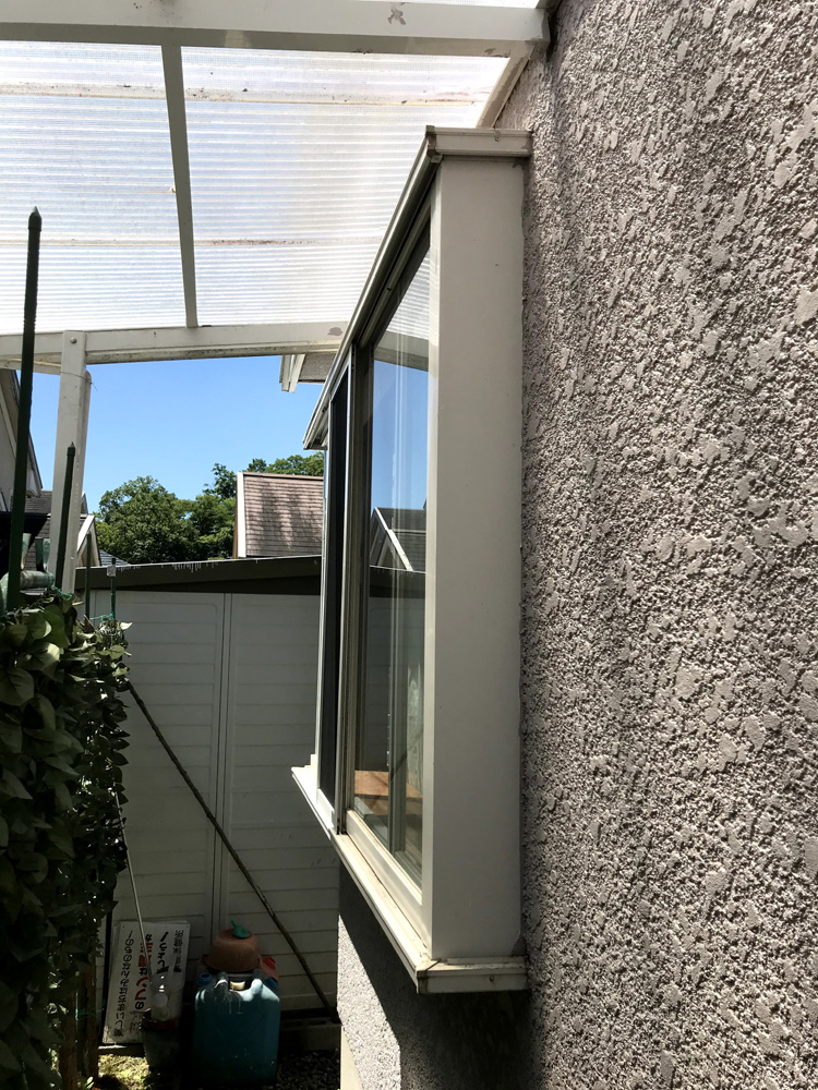 風通しが良くなったと好評！ハメ殺し窓から引き違い窓へのリフォーム事例