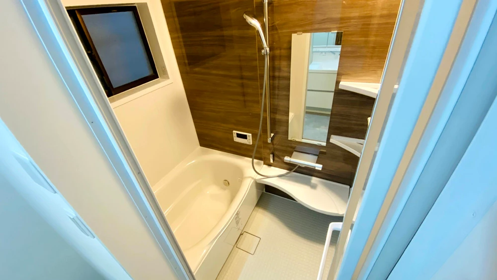 一回り大きな洗面台を設置！在来浴室と洗面所のリフォーム事例／京都市西京区