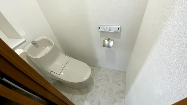 掃除がしやすくデザインがいいトイレリフォーム事例／京都市西京区