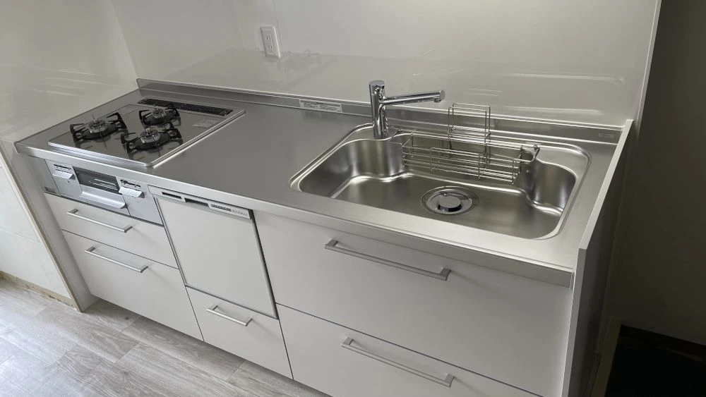 クロス・床も張替え！食洗機を新設したTOTO「ミッテ」キッチンリフォーム